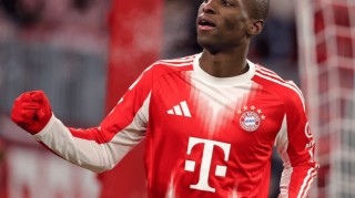 太残暴了！杰克逊蹬踏对手脚踝直红，球迷：切尔西出品自带红牌