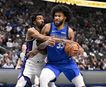 阿丘瓦29+12马绍尔36+10+6 国王战胜独行侠