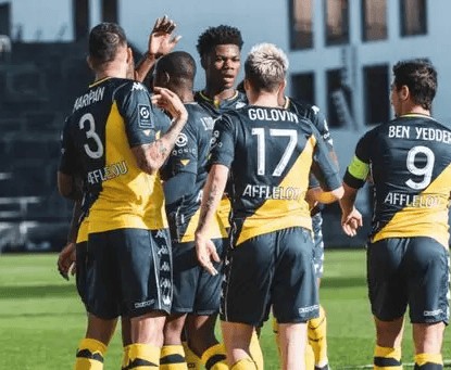 法甲焦点战里昂摩纳哥与开云争锋激烈