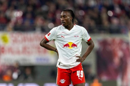 曼联锁定德甲过人王！8000万欧力邀19岁新星迪奥曼德，左翼焕然一新